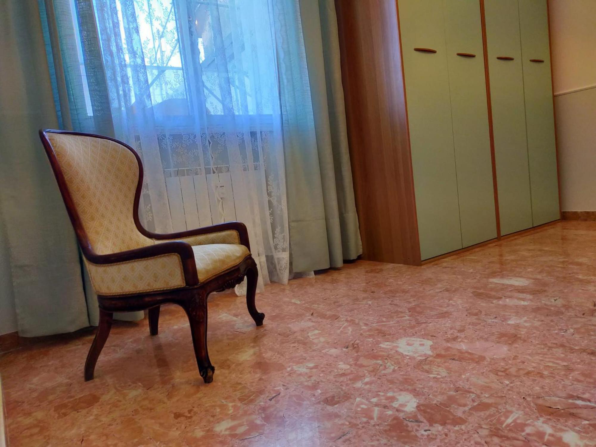 Sofia Apartment Mestre Luaran gambar
