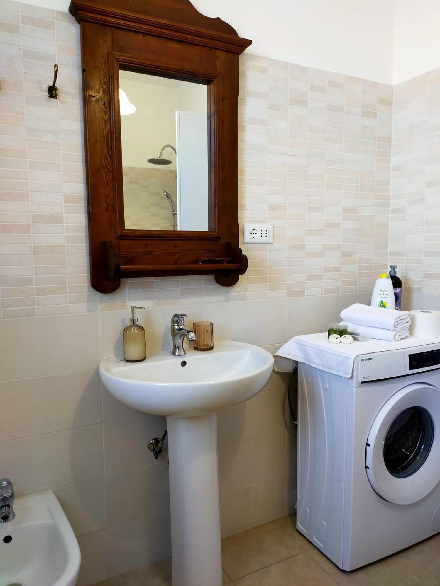 Sofia Apartment Mestre Luaran gambar